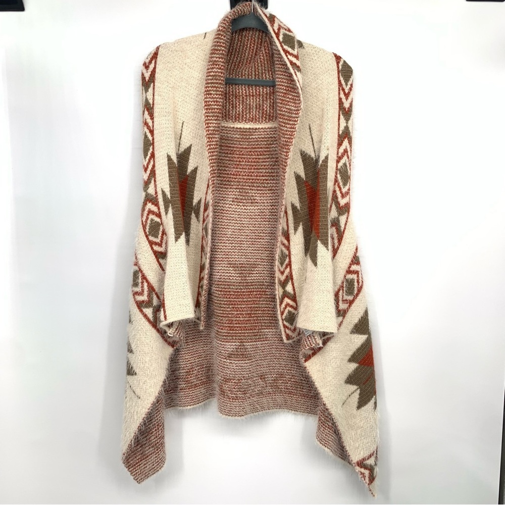 Bohemian sleeveless cardigan,Aztec print medium